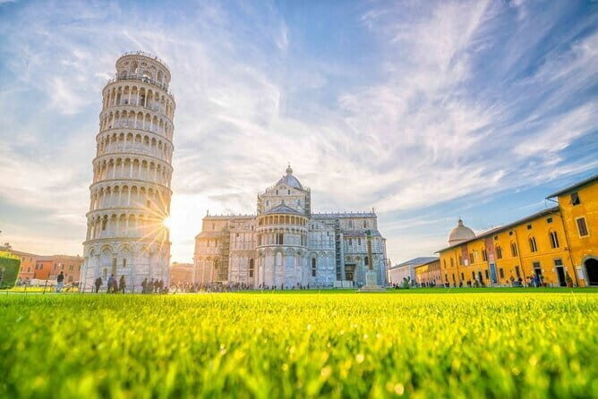 Tuscany Day Trip from Florence: Siena, San Gimignano, Pisa and Lunch at a Winery - San Gimignano’s Towers: A Hill Town You Explore at Your Own Speed