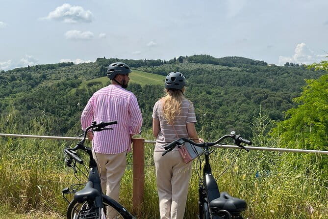 Tuscany E-Bike Tour: from Florence to Chianti with lunch and tastings - Impruneta and the Chianti roads: where the ride turns into Tuscany