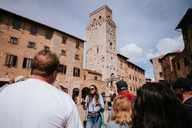 Tuscany Experience: Pisa, Siena, San Gimignano & Wine Tasting - San Gimignano: medieval towers, small squares, real time to wander