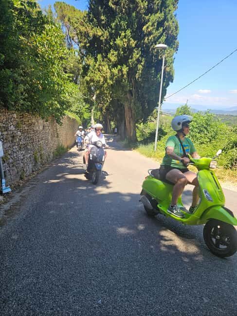 Tuscany: Vespa Tour with Traditional Lunch - Traditional Lunch in Chianti: What You Eat and How the Wine Fits