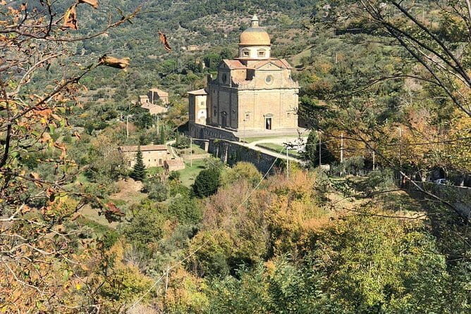 Tuscany Vespa Tours Through the Hills of Chianti - The ride itself: about two hours of Chianti roads and photo stops