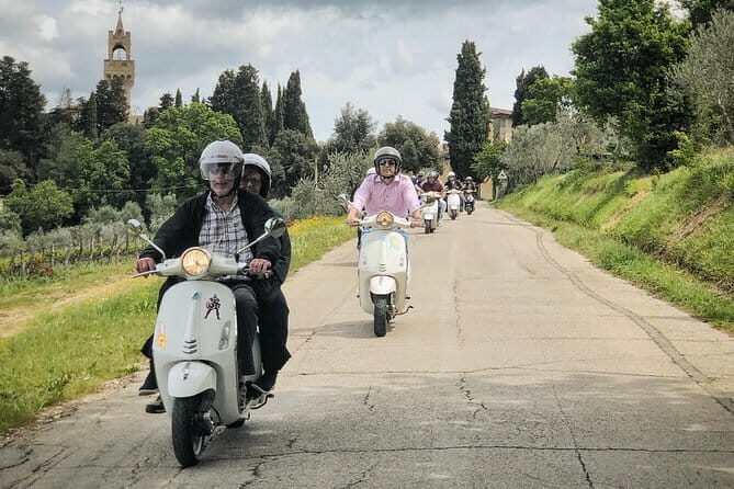 Tuscany Vespa Tours Through the Hills of Chianti - The Vespa training and safety briefing: the part that makes or breaks it