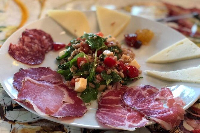 Winemaker for a Day: Tour an Organic Winery - Tili Vini in Assisi: the kind of tour you remember